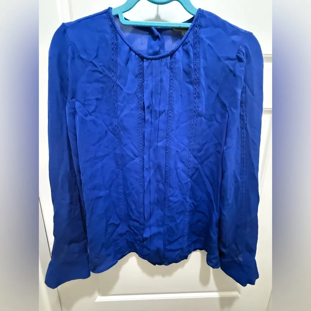 J.Crew. Lace Pleat Front Button Back Blouse. 100% Silk. Cobalt Blue. Size 2.